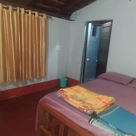Spinson Home Stay Мадикери Экстерьер фото